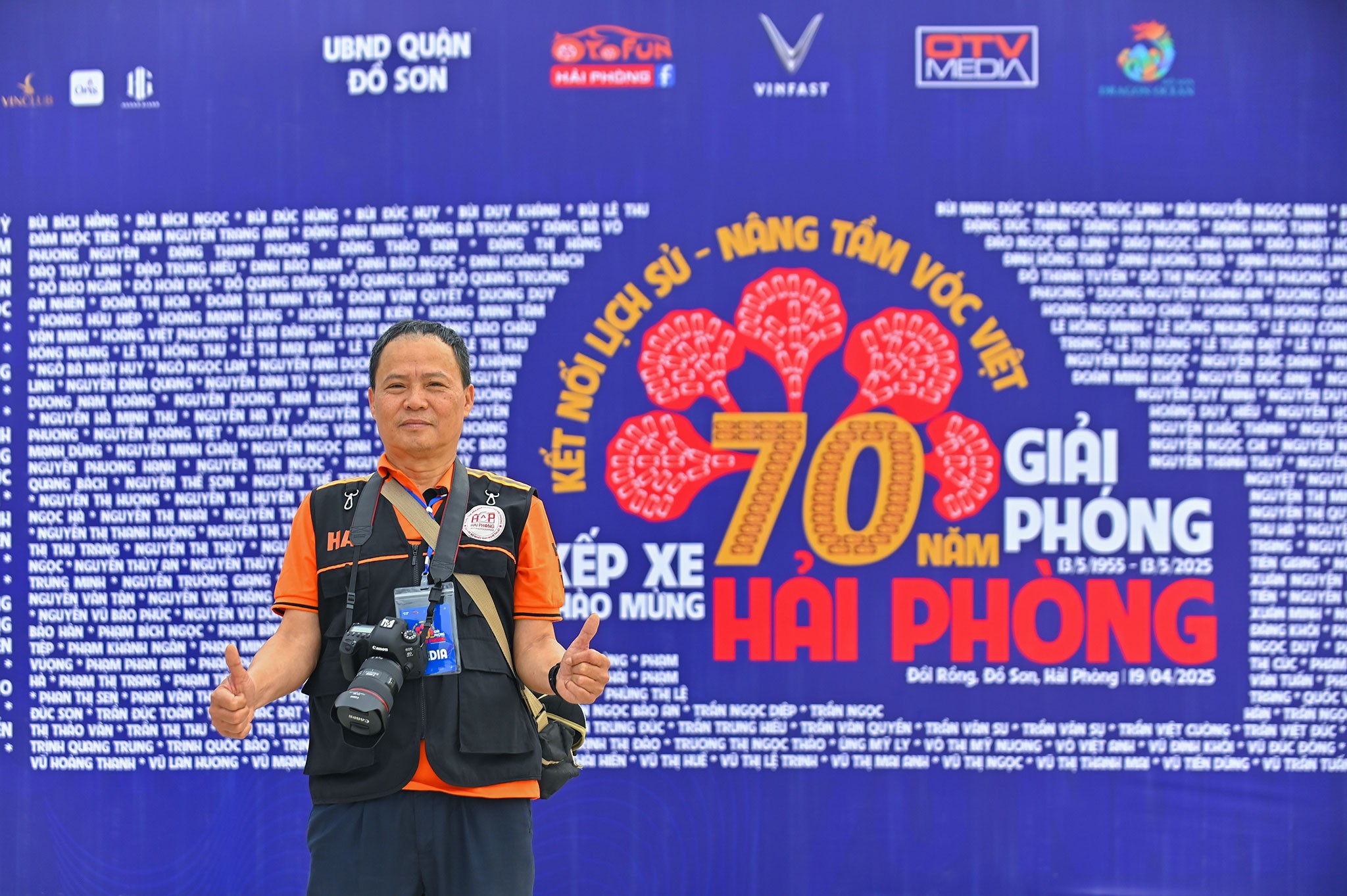 Sự kiện xếp xe chào mừng 70 năm giải phóng thành phố Hải Phòng