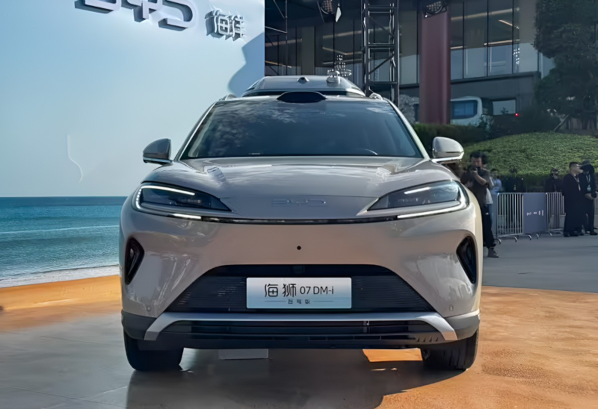 Sealion 07 DM-i, SUV hạng D của BYD tích hợp drone DJI và trí tuệ nhân tạo
