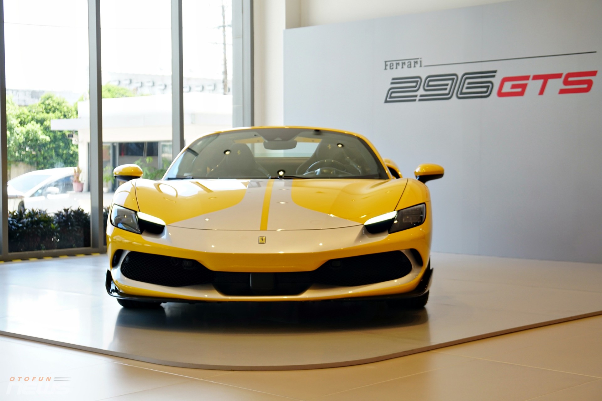 Ferrari 296 GTS Assetto Fiorano đầu tiên và độc nhất Việt Nam