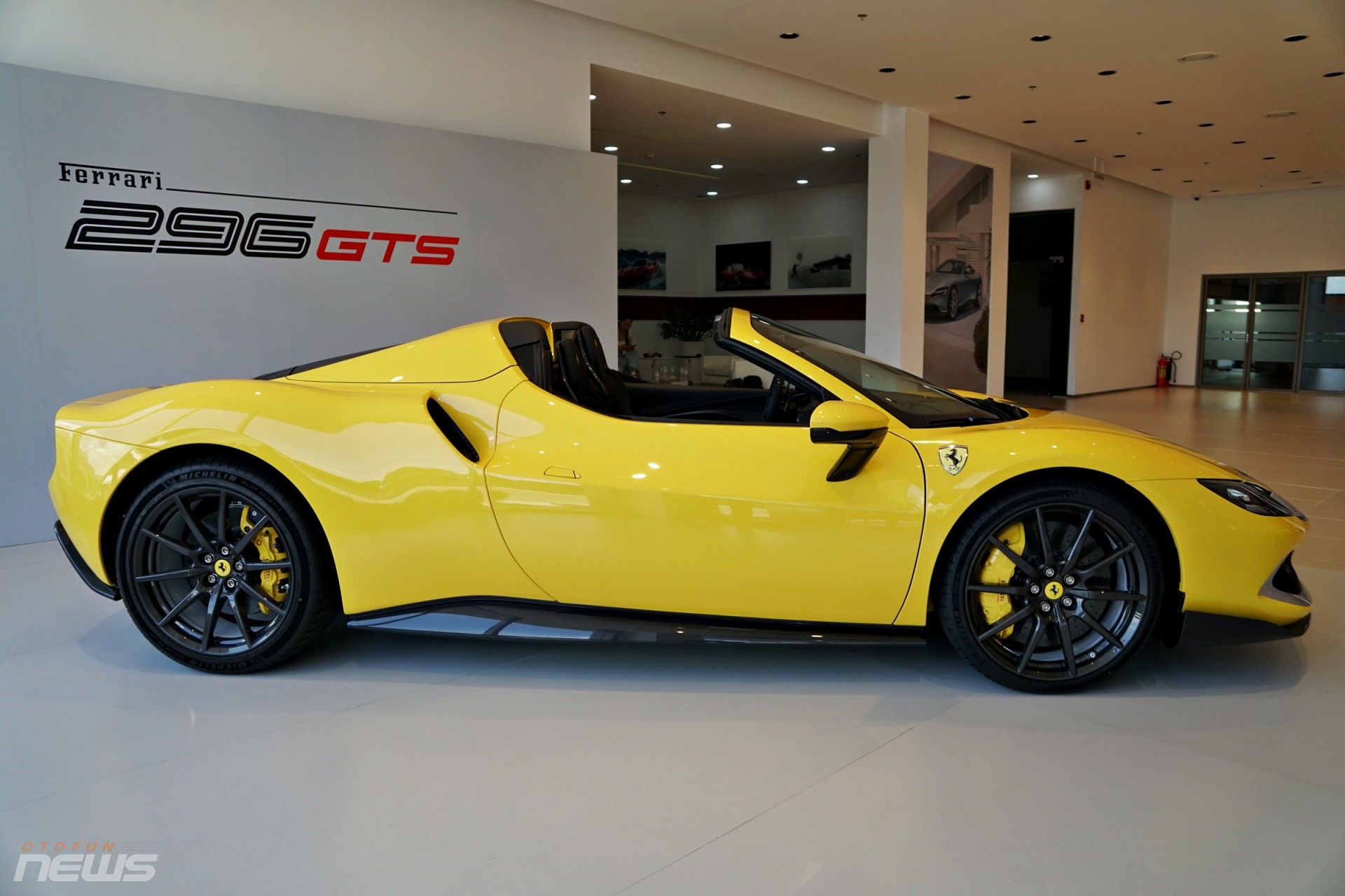Ferrari 296 GTS Assetto Fiorano đầu tiên và độc nhất Việt Nam