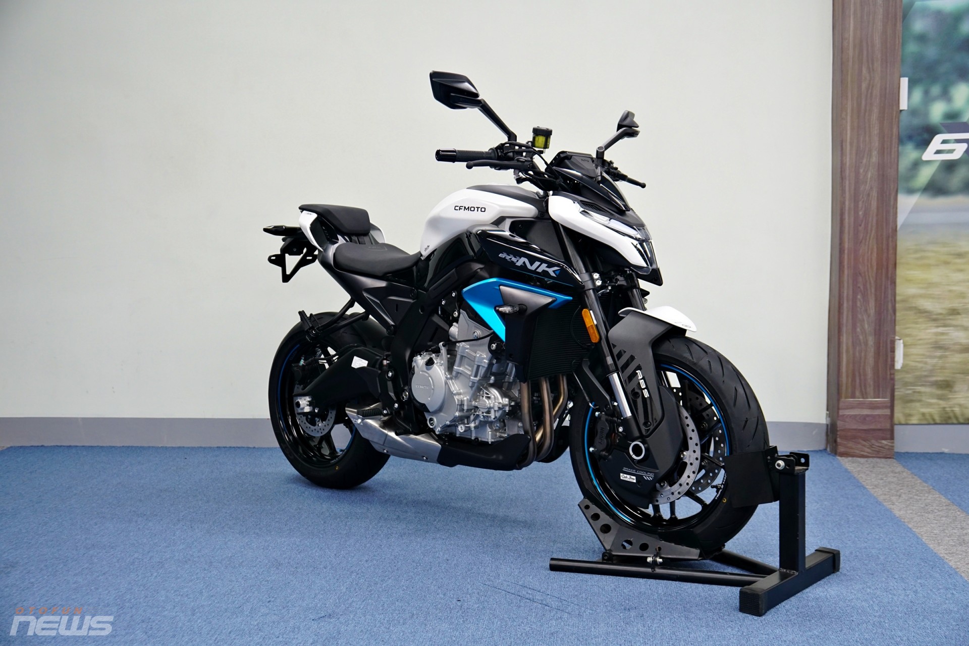 CFMoto 675NK, naked bike ba máy mới thách thức CB650R, giá chỉ hơn 170 triệu đồng