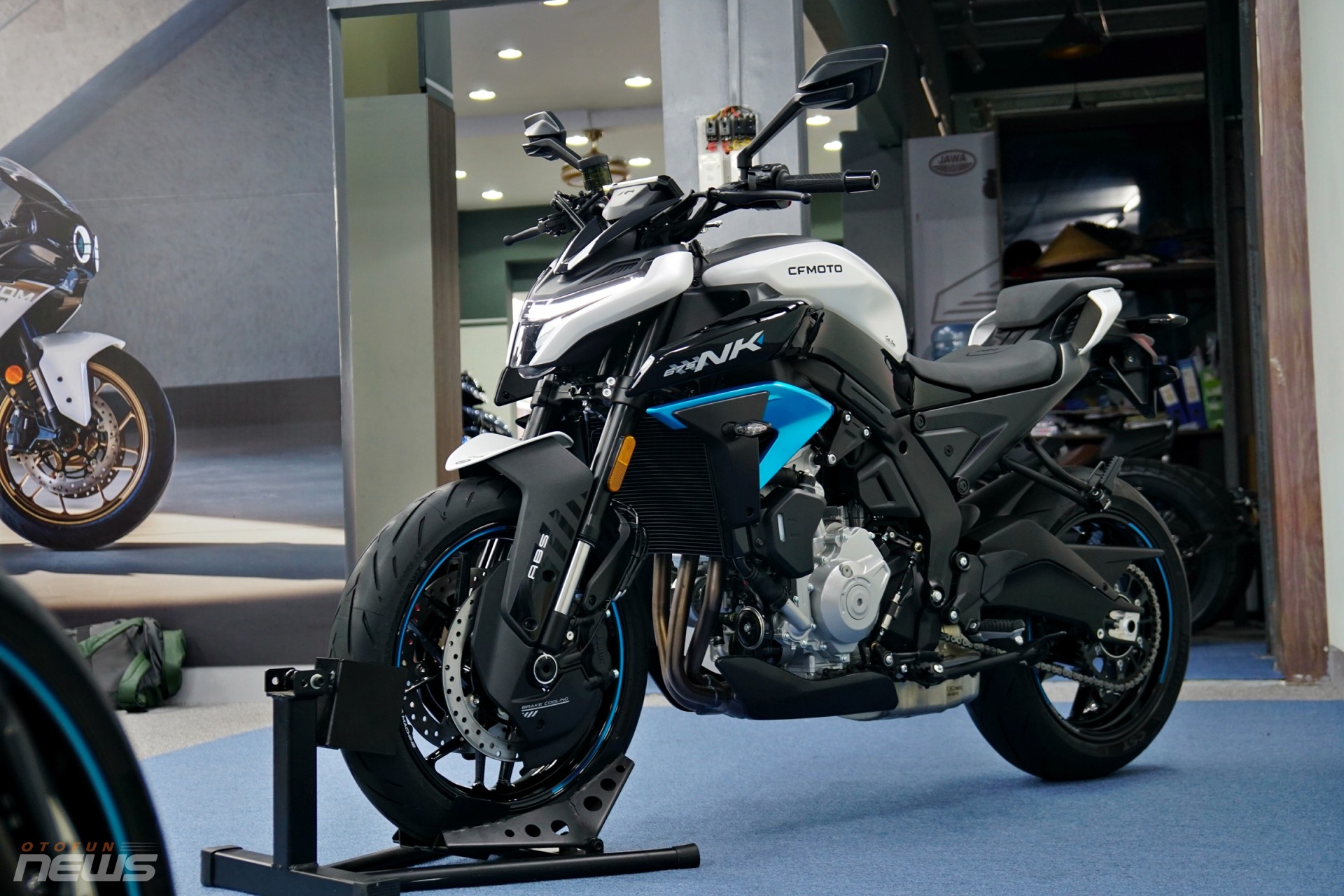 CFMoto 675NK, naked bike ba máy mới thách thức CB650R, giá chỉ hơn 170 triệu đồng