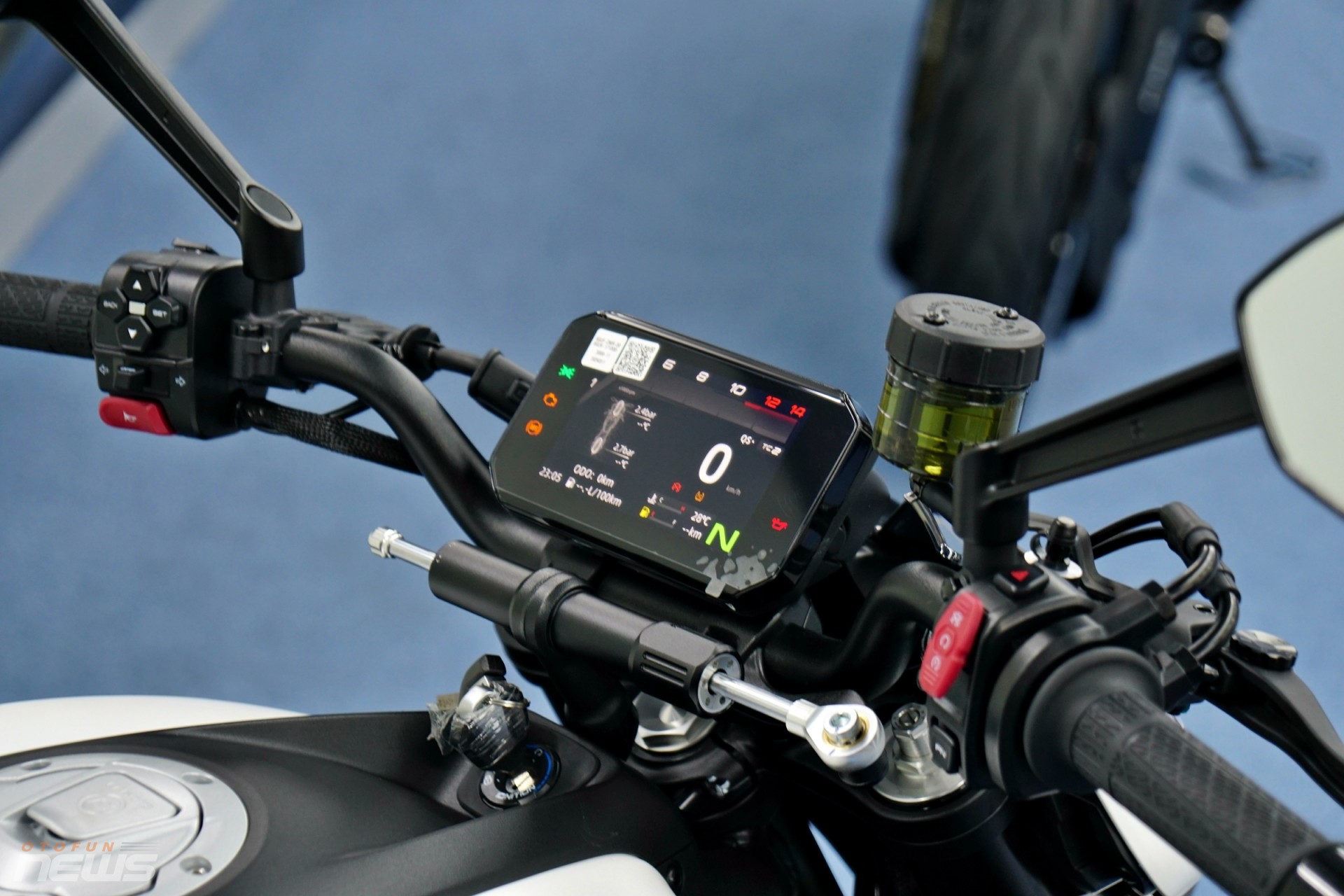 CFMoto 675NK, naked bike ba máy mới thách thức CB650R, giá chỉ hơn 170 triệu đồng