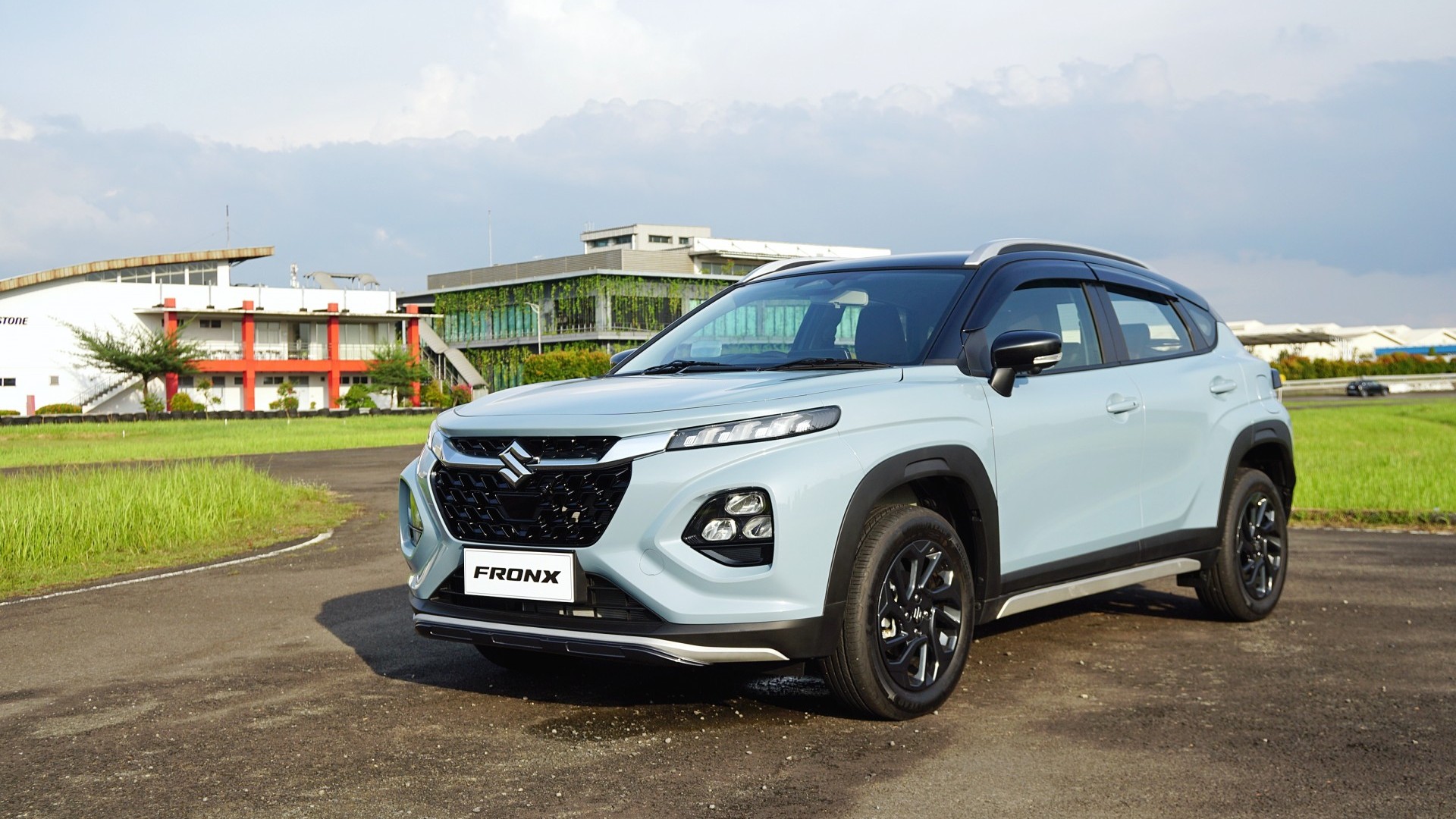 Suzuki Fronx nhập khẩu Indonesia chốt lịch về Việt Nam, giá dự kiến 'mềm'