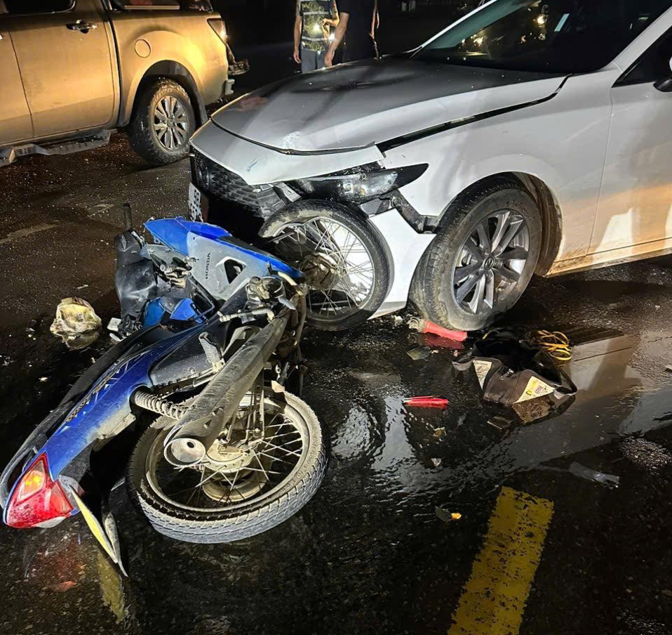 Chủ ô tô gây tai nạn kêu oan, camera hành trình 'tố cáo' điều ngược lại Chủ ô tô gây tai nạn kêu oan, camera hành trình 'tố cáo' điều ngược lại