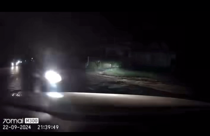 Chủ ô tô gây tai nạn kêu oan, camera hành trình 'tố cáo' điều ngược lại Chủ ô tô gây tai nạn kêu oan, camera hành trình 'tố cáo' điều ngược lại