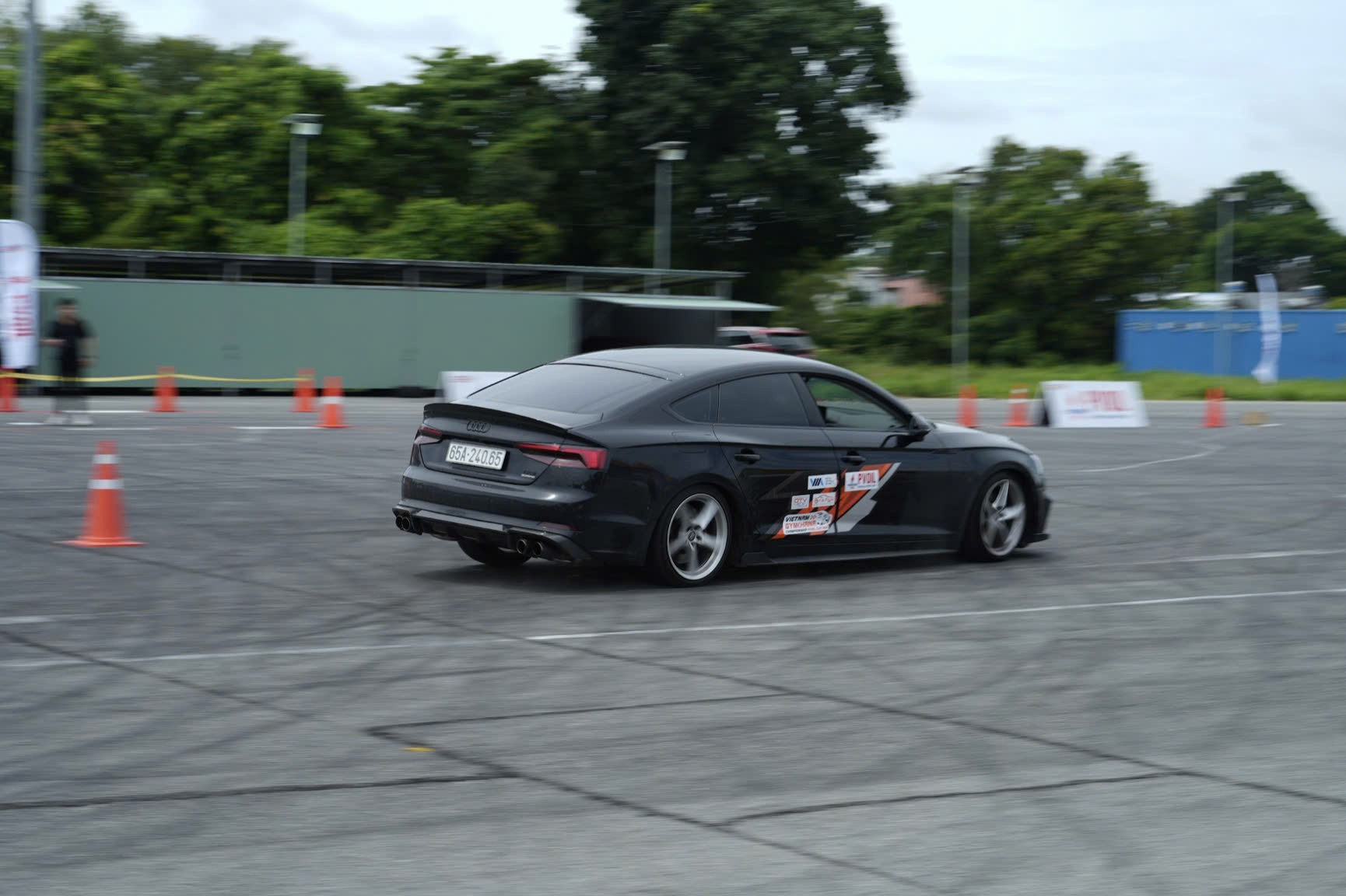 41 tay đua đăng ký Giải Đua Ô tô Gymkhana Vô địch Miền Nam PVOIL Cup 2025