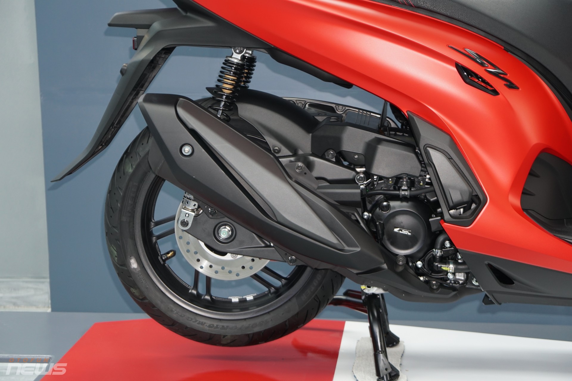 Honda SH 350i 2025 nhập Ý về nước, có khác biệt so với bản Việt?