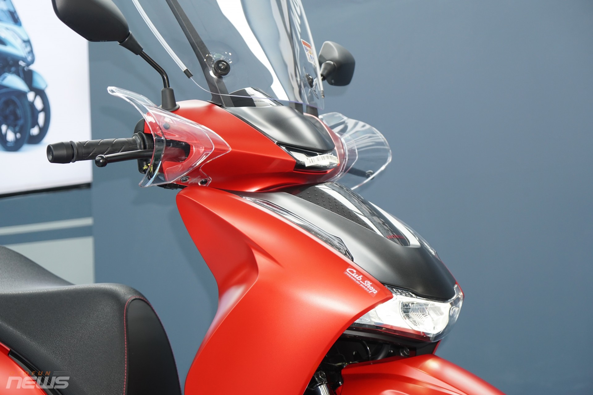 Honda SH 350i 2025 nhập Ý về nước, có khác biệt so với bản Việt?