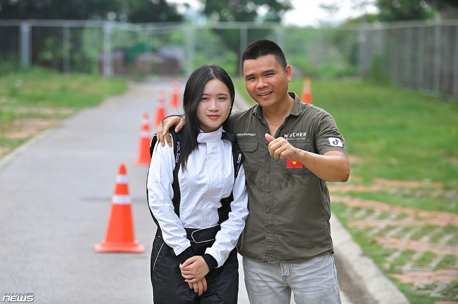 Nữ 