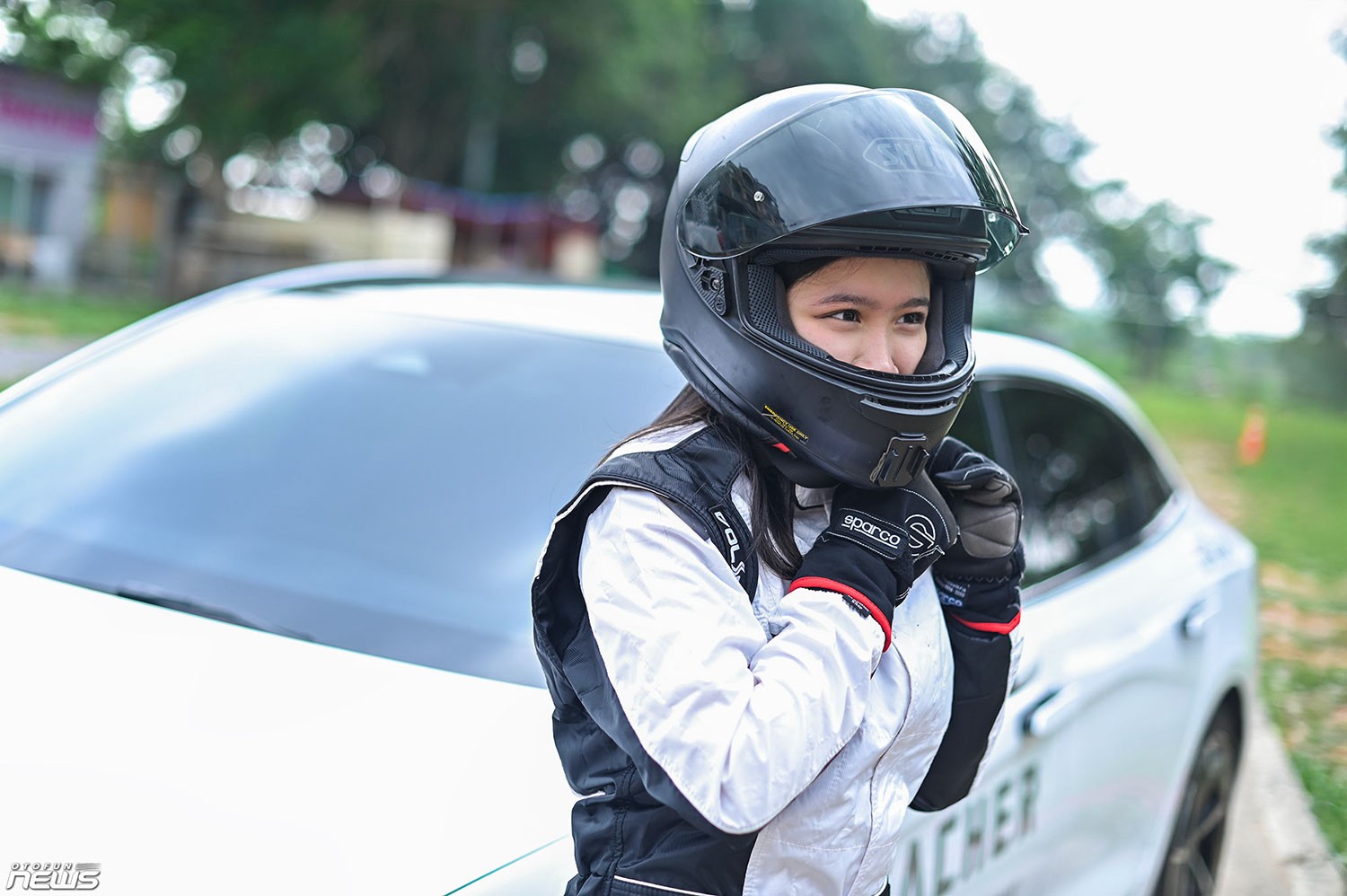 Nữ 