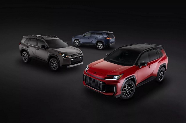 Toyota RAV4 2026 có thêm bản GR Sport, chuyển sang động cơ hybrid