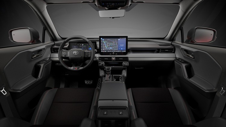 Toyota RAV4 2026 có thêm bản GR Sport, chuyển sang động cơ hybrid