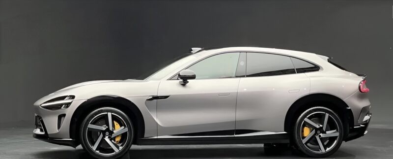 Xiaomi YU7 bị tố sao chép thiết kế