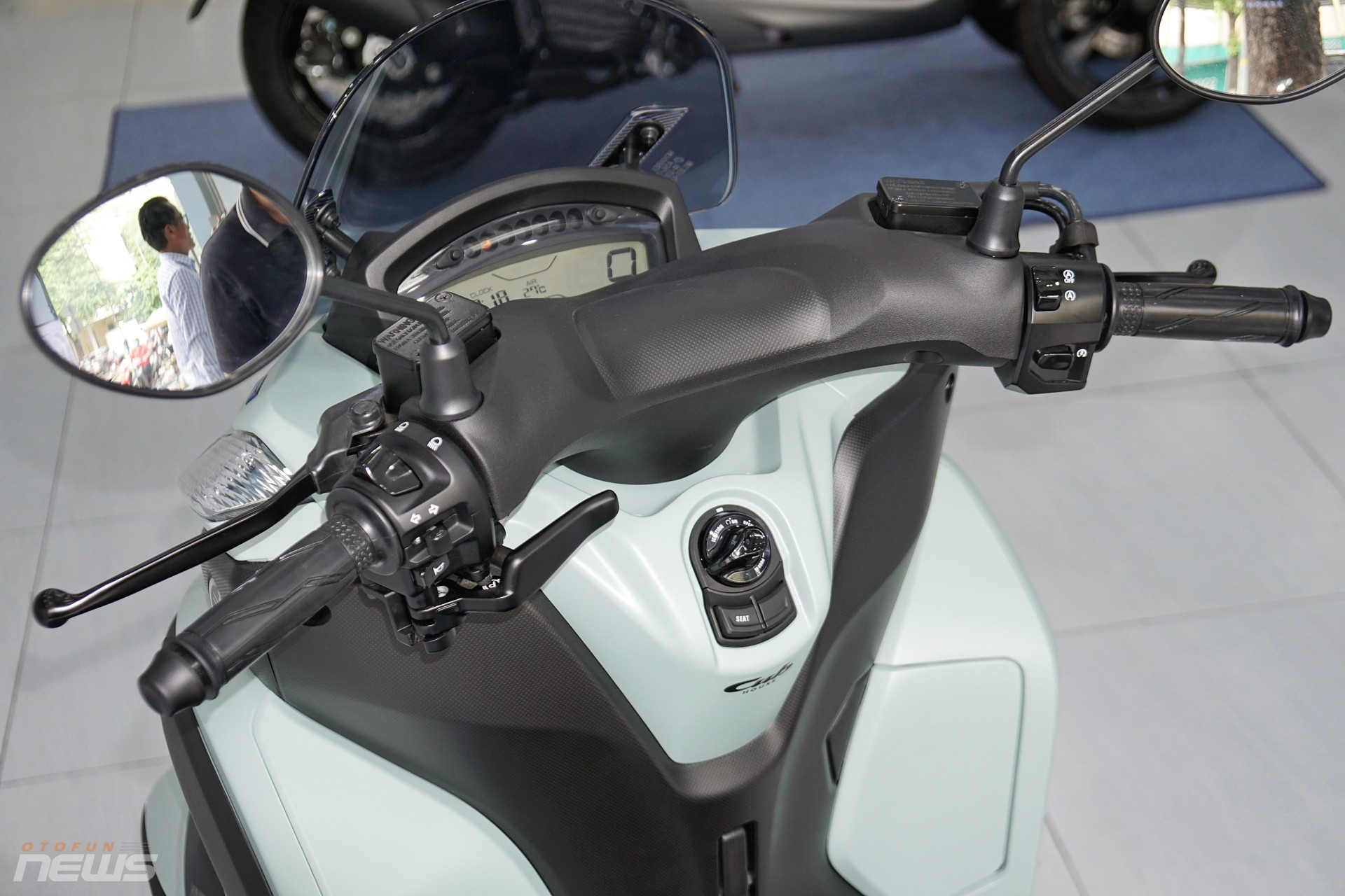 Xe tay ga 'bánh kép' Yamaha Tricity 155 xuất hiện tại Việt Nam