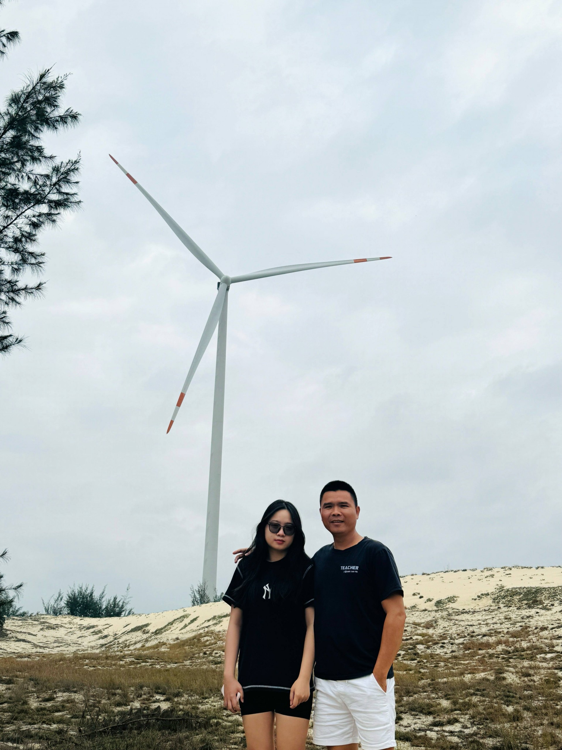 Cha và con gái lái xe hơn 1.500 km từ Hà Nội vào Bình Dương đua PVOIL VGC 2025