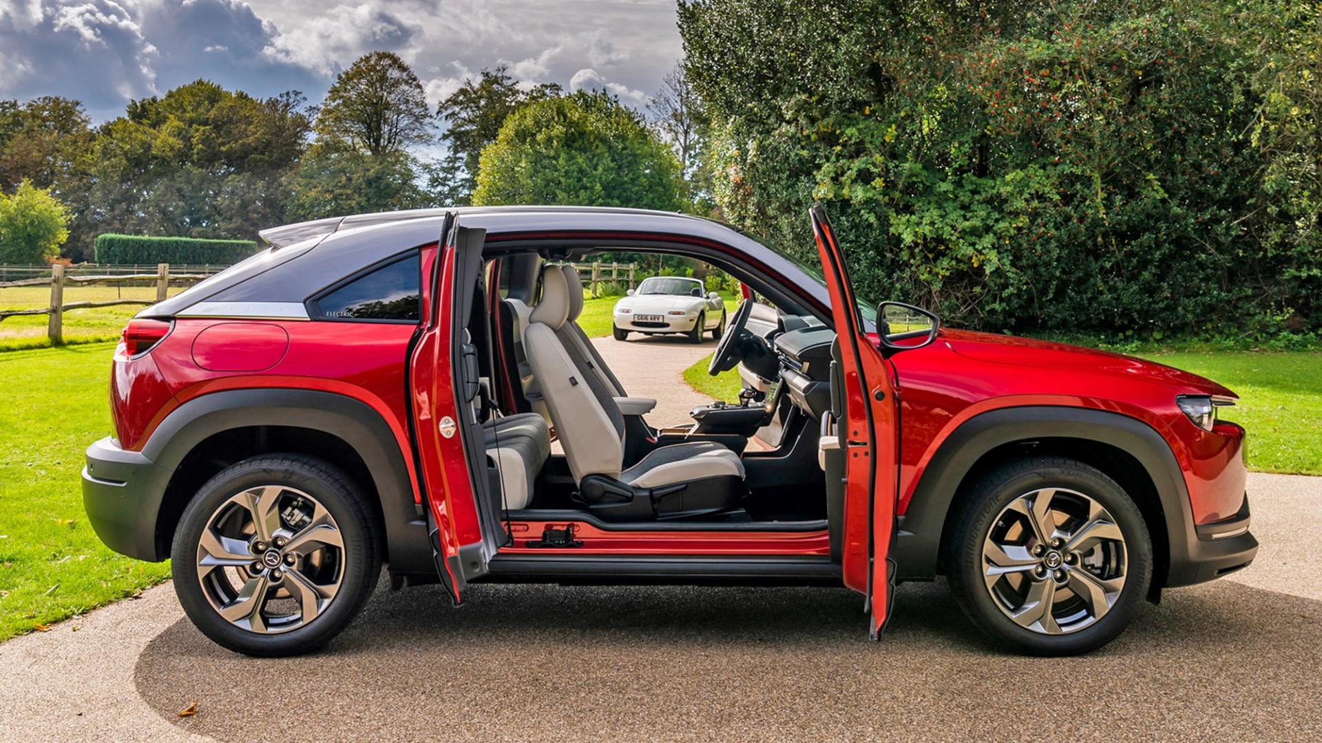 Mazda khai tử mẫu xe điện MX-30