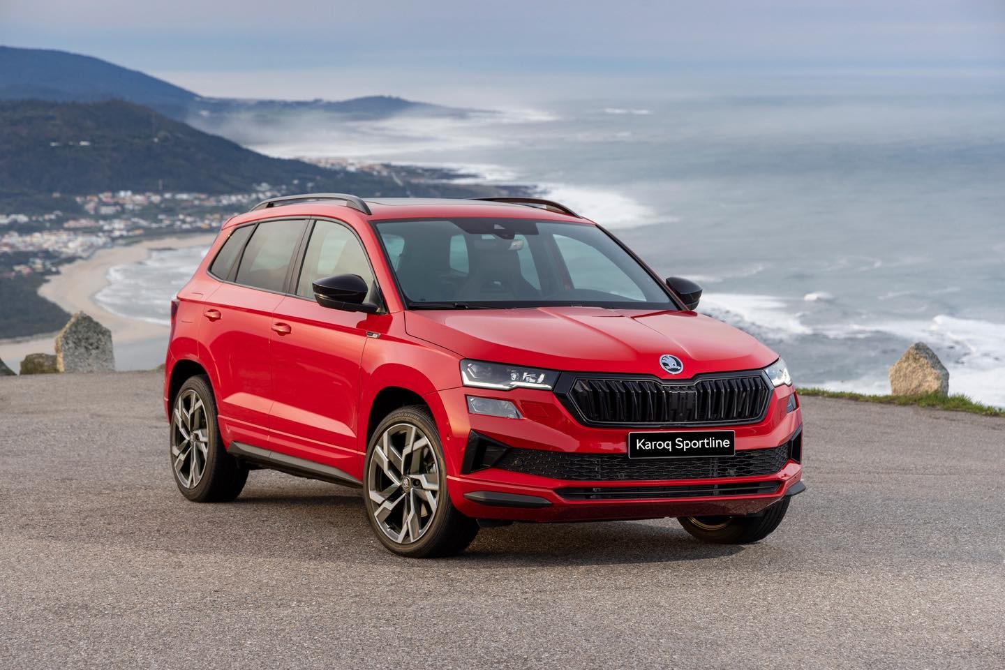Skoda Karoq ra mắt tại Việt Nam, cạnh tranh Honda CR-V và Mazda CX-5