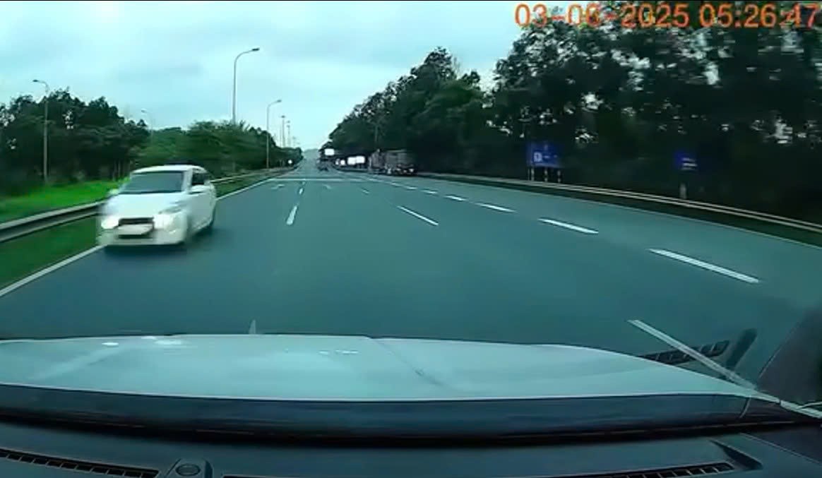 Kia Morning đi ngược chiều trên cao tốc gây phẫn nộ