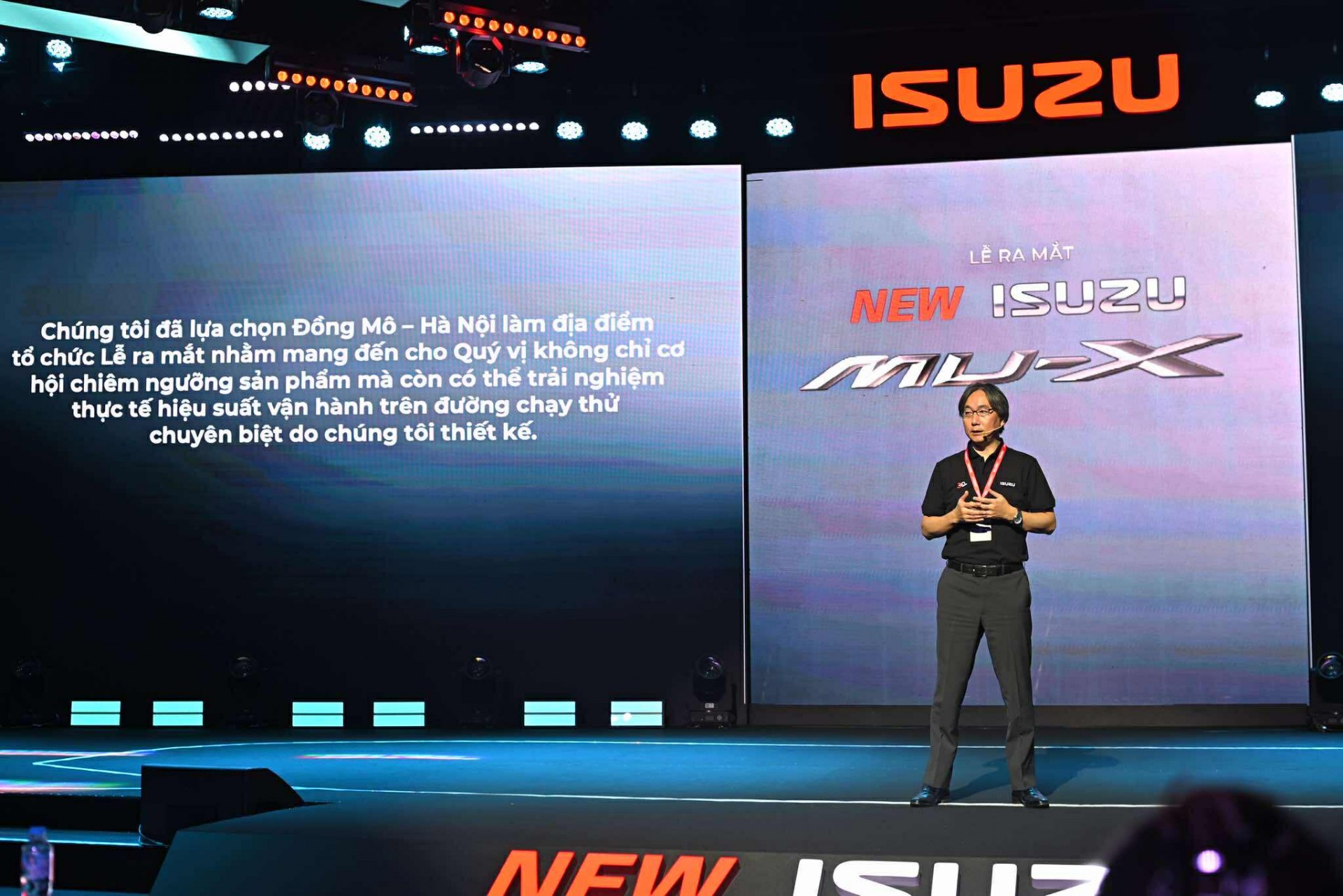 New Isuzu Mu-X 2025 mới ra mắt có giá bao nhiêu