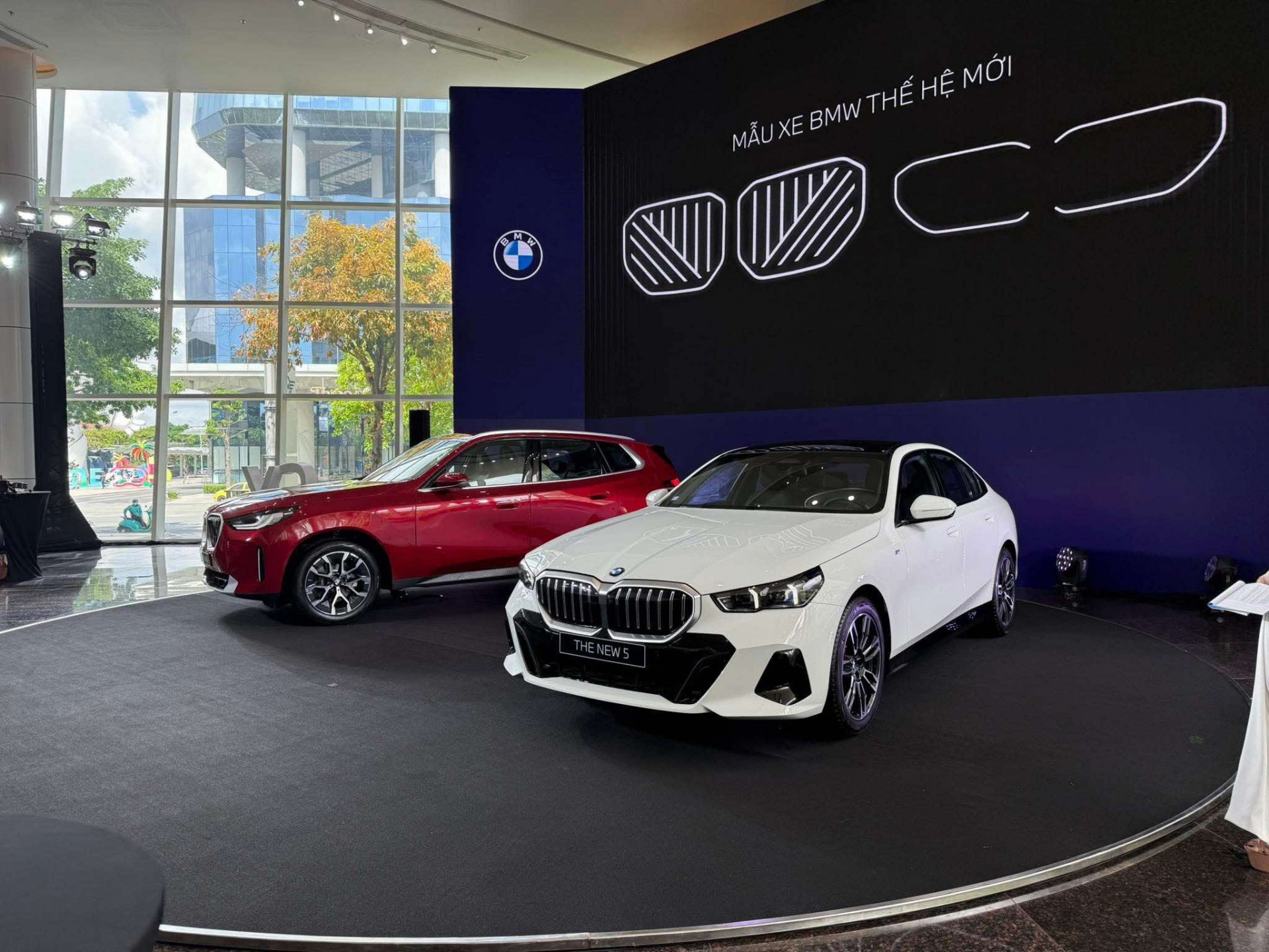 BMW X3 và 5 Series 2025 cập bến Việt Nam, nhiều công nghệ chưa từng có