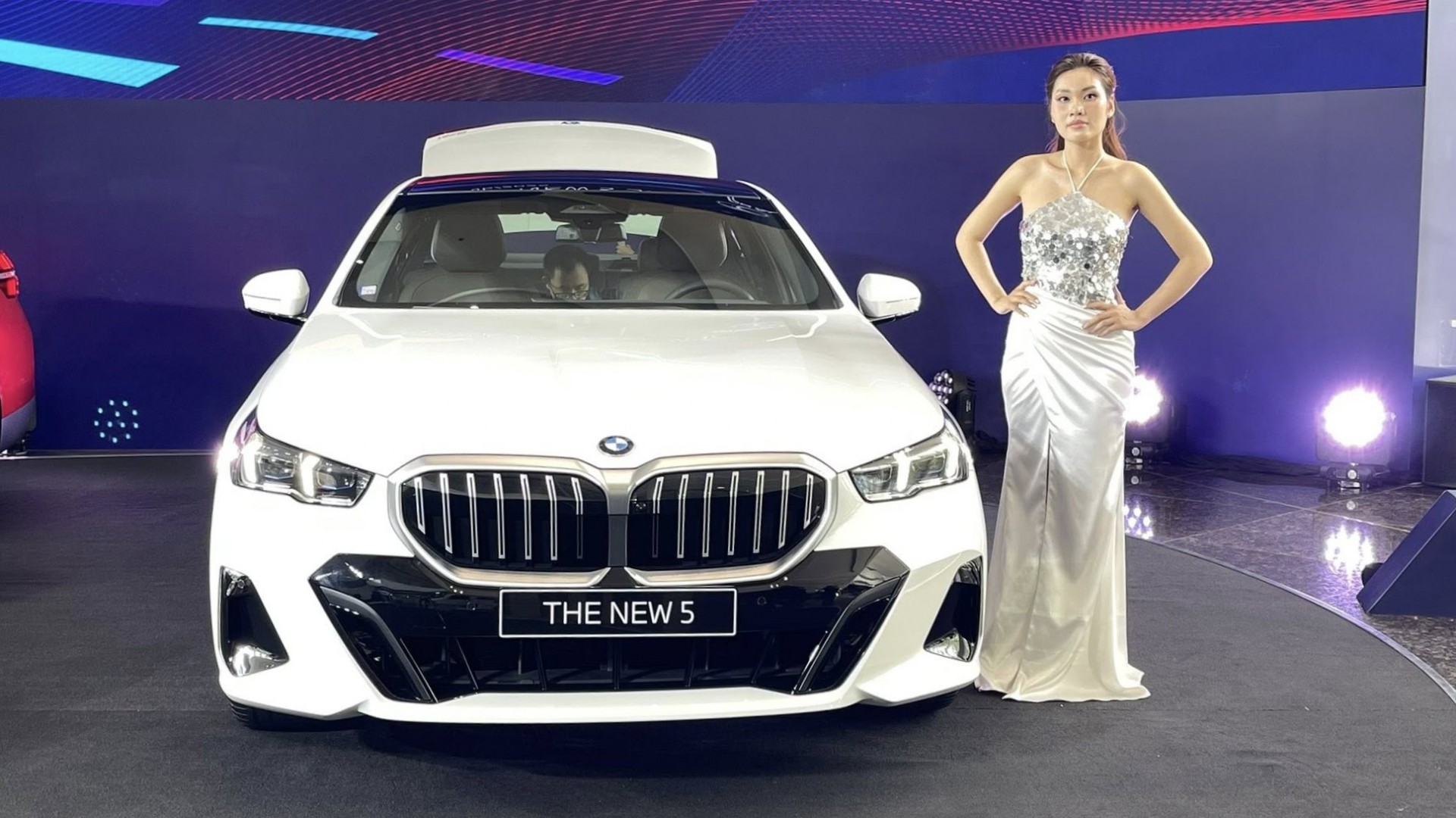 BMW X3 và 5 Series 2025 cập bến Việt Nam, nhiều công nghệ chưa từng có