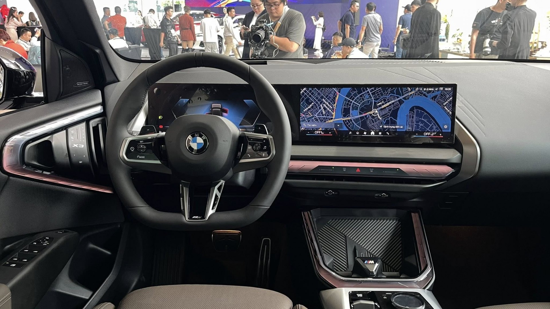 BMW X3 và 5 Series 2025 cập bến Việt Nam, nhiều công nghệ chưa từng có
