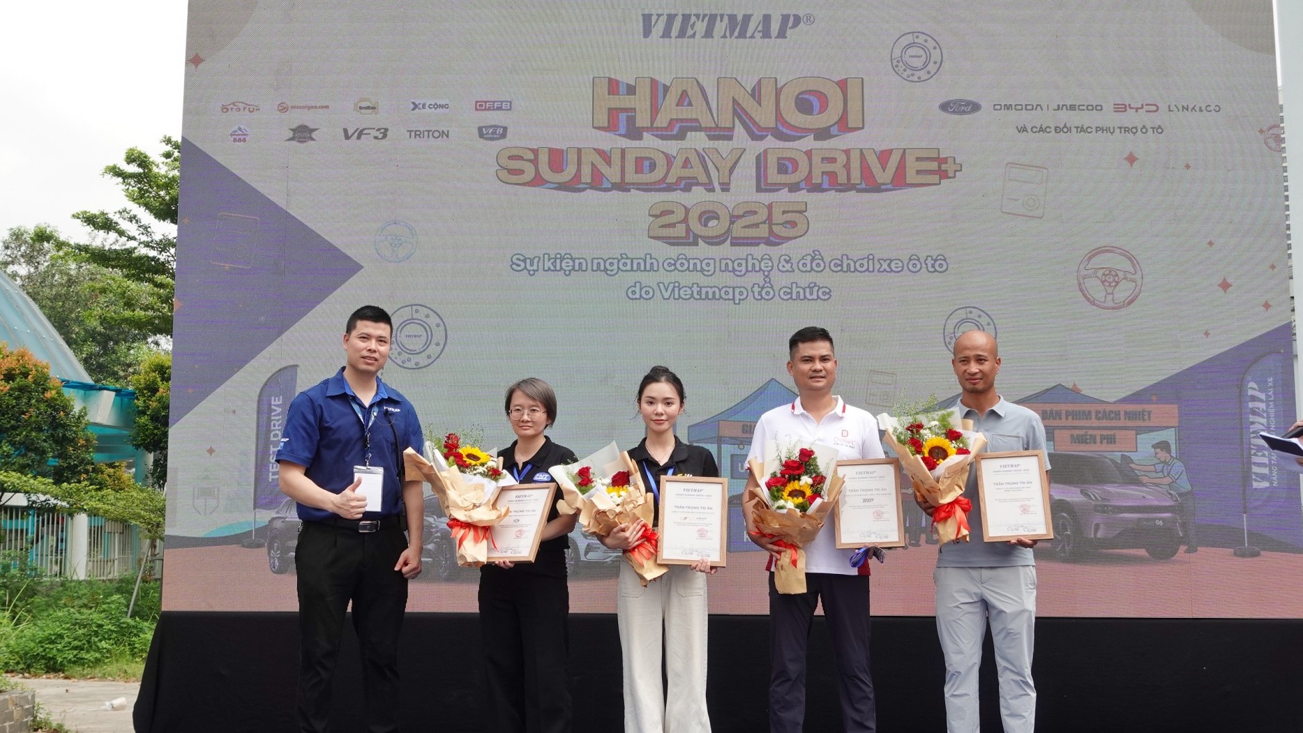 Hanoi Sunday Drive+ 2025, sự kiện trải nghiệm công nghệ quy mô lớn tại Hà Nội