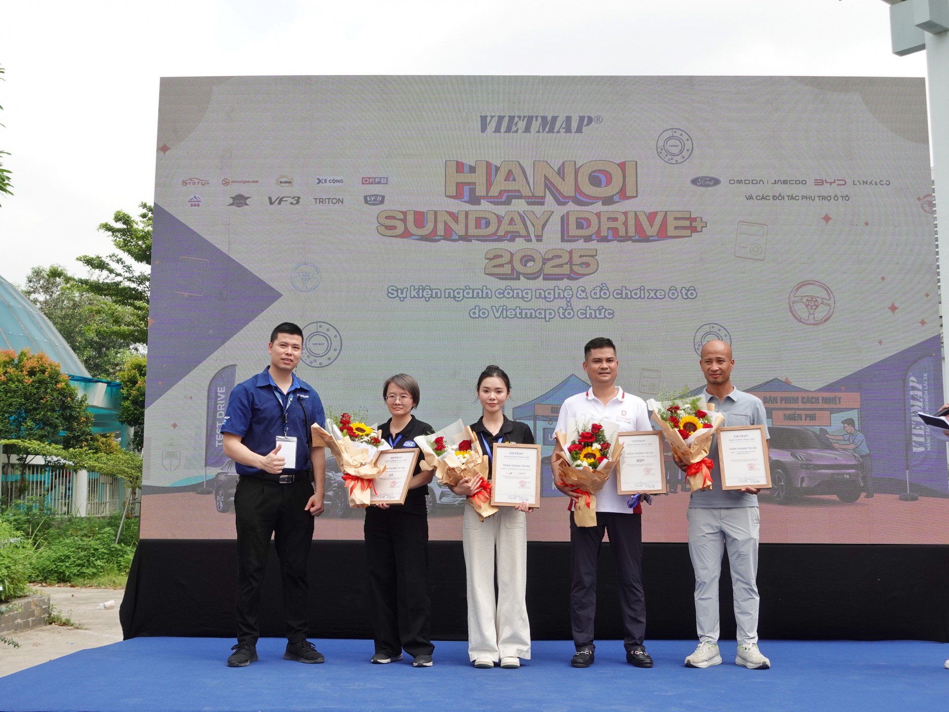 Hanoi Sunday Drive+ 2025, sự kiện trải nghiệm công nghệ quy mô lớn tại Hà Nội Hanoi Sunday Drive+ 2025, sự kiện trải nghiệm công nghệ quy mô lớn tại Hà Nội