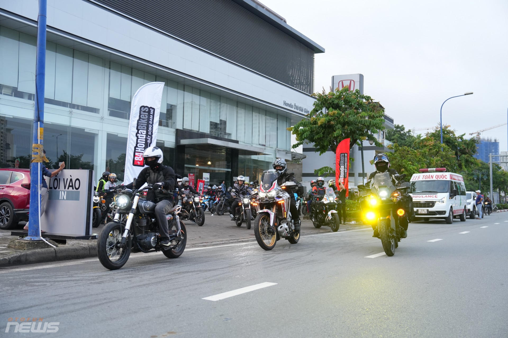 Đoàn xe hơn 200 biker xuyên rừng Bù Gia Mập, chạm đến vẻ đẹp Tà Đùng