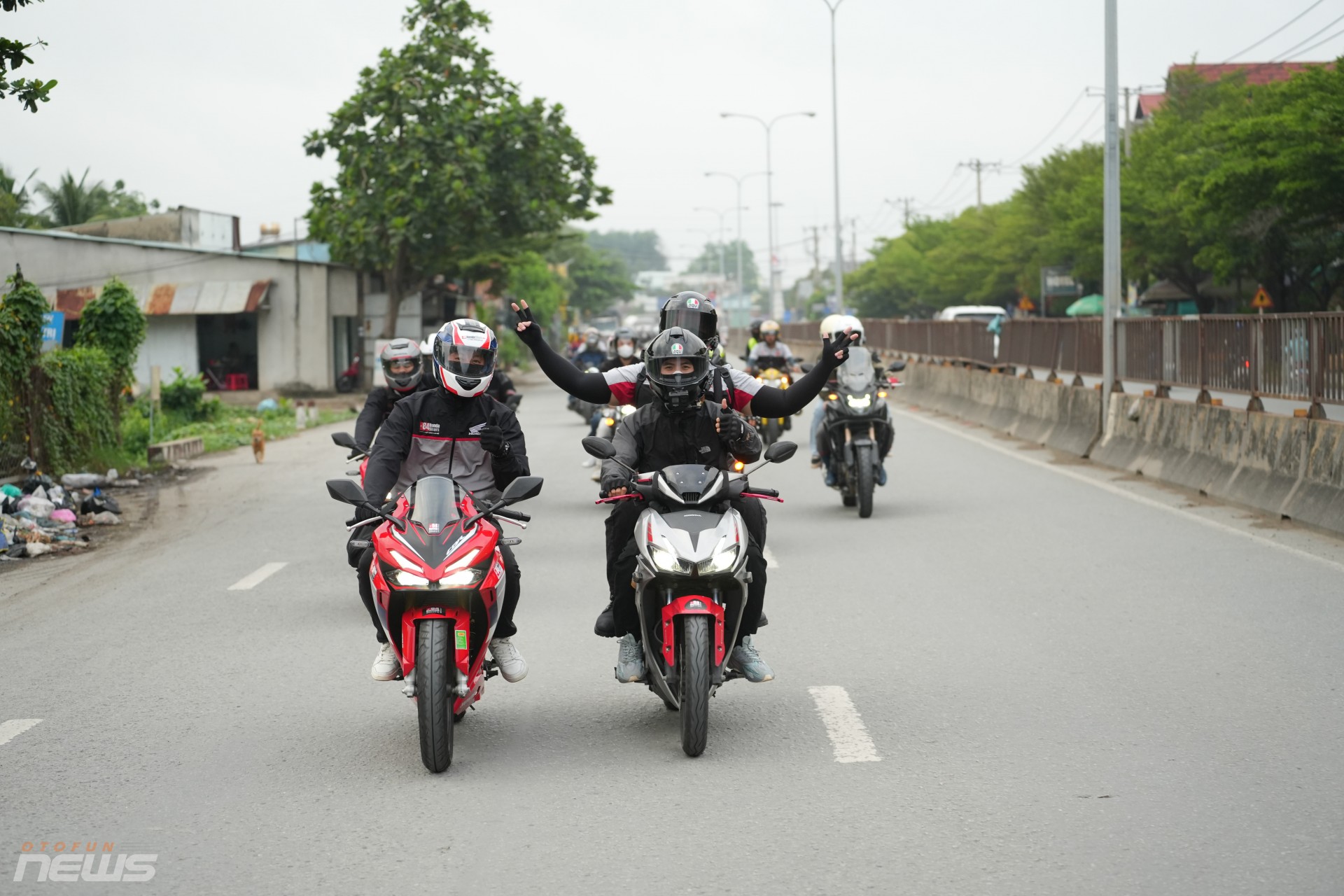 Đoàn xe hơn 200 biker thực hiện hành trình xuyên rừng Bù Gia Mập, hội ngộ tại Tà Đùng