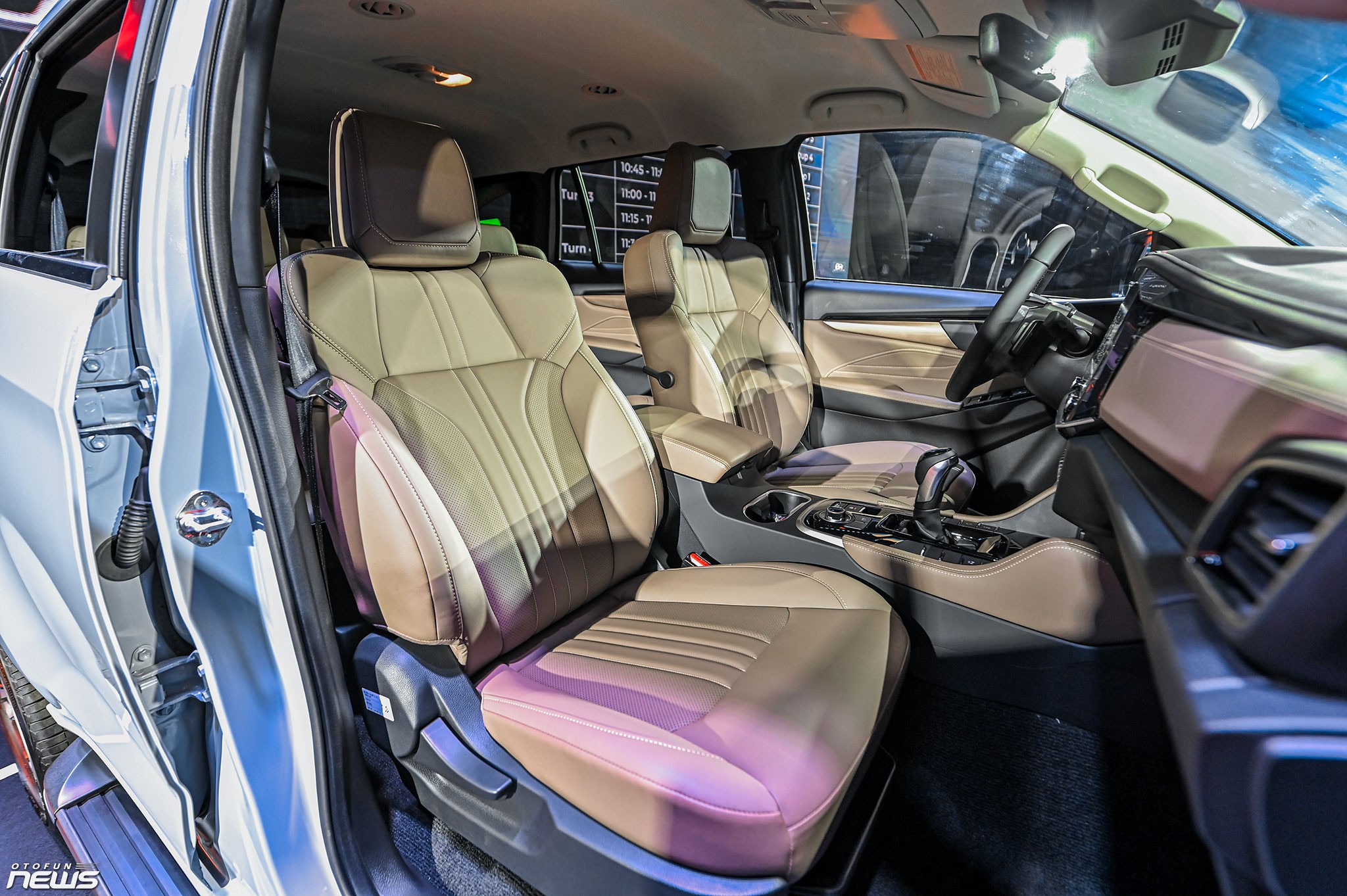 Chi tiết Isuzu mu-X 2025 - 