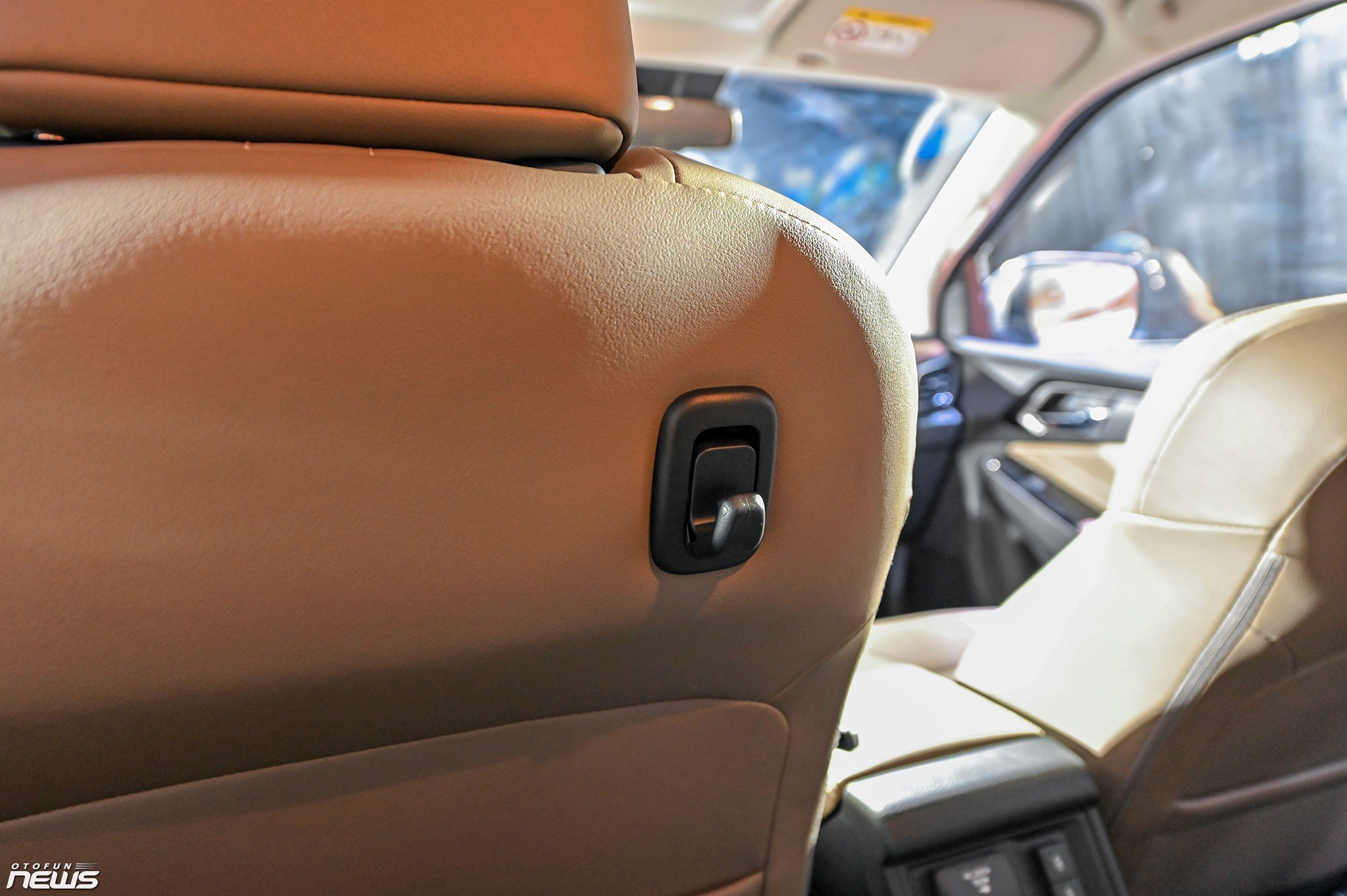 Chi tiết Isuzu mu-X 2025 - 
