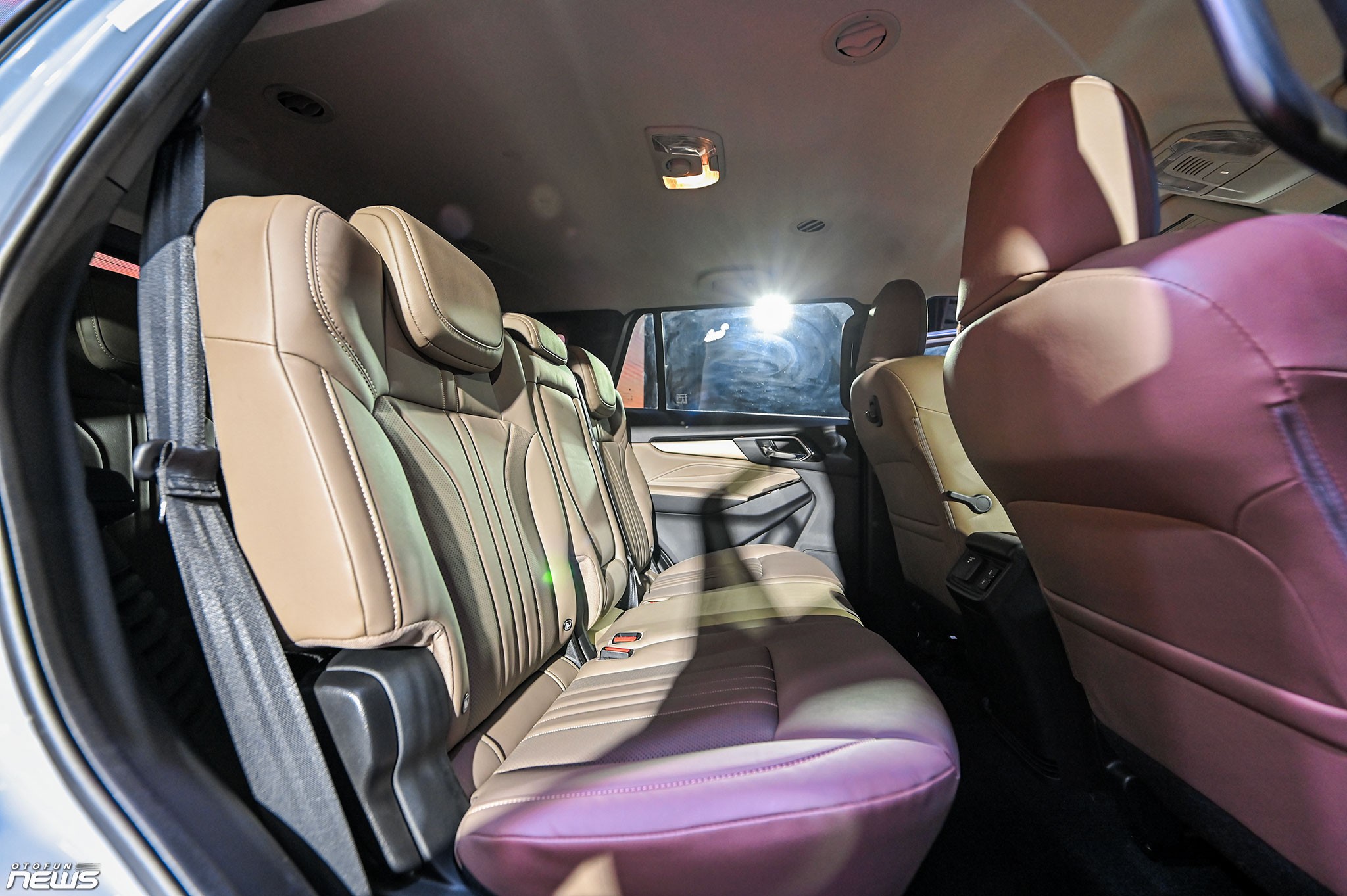 Chi tiết Isuzu mu-X 2025 - 