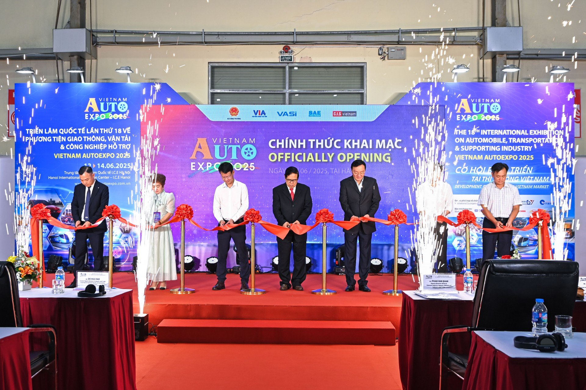 Triển lãm Vietnam AutoExpo 2025 lần thứ 18 khai mạc