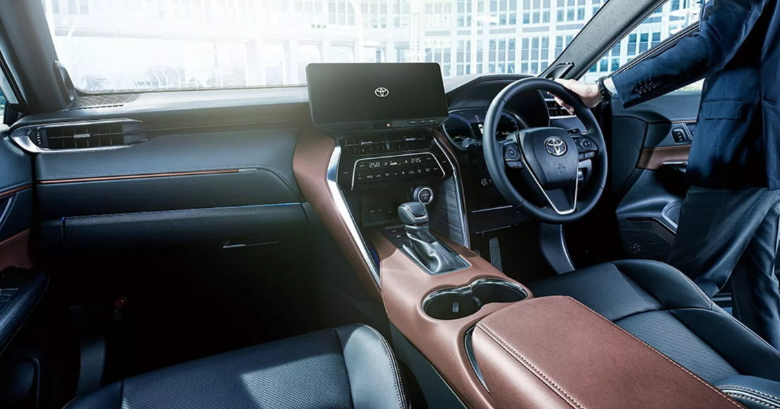 Toyota Harrier 2025 ra mắt bản nâng cấp
