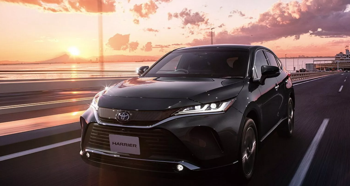 Toyota Harrier 2025 ra mắt với nhiều nâng cấp, giá quy đổi chỉ 666 triệu đồng
