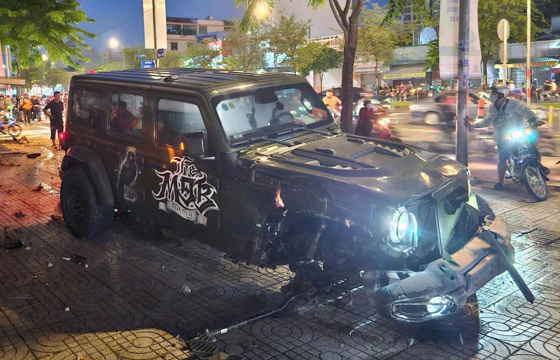 Đã xác minh danh tính chủ xe Jeep Wrangler gây tai nạn chết người ở TP.HCM