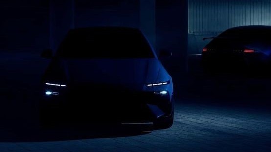 Hyundai Ioniq 6 N lộ diện với thiết kế hầm hố