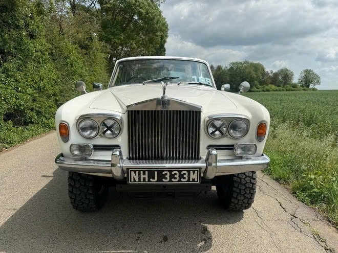 Rolls-Royce offroad, tin được không?