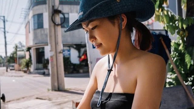 Nữ tài xế lái xe đầu kéo, 5 năm chinh phục hàng nghìn cây số từ Bắc vào Nam