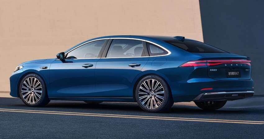 Chi tiết xe PHEV có thể chạy 2.100 km Geely Galaxy A7 EM-i, với hệ thống hybrid công nghệ AI