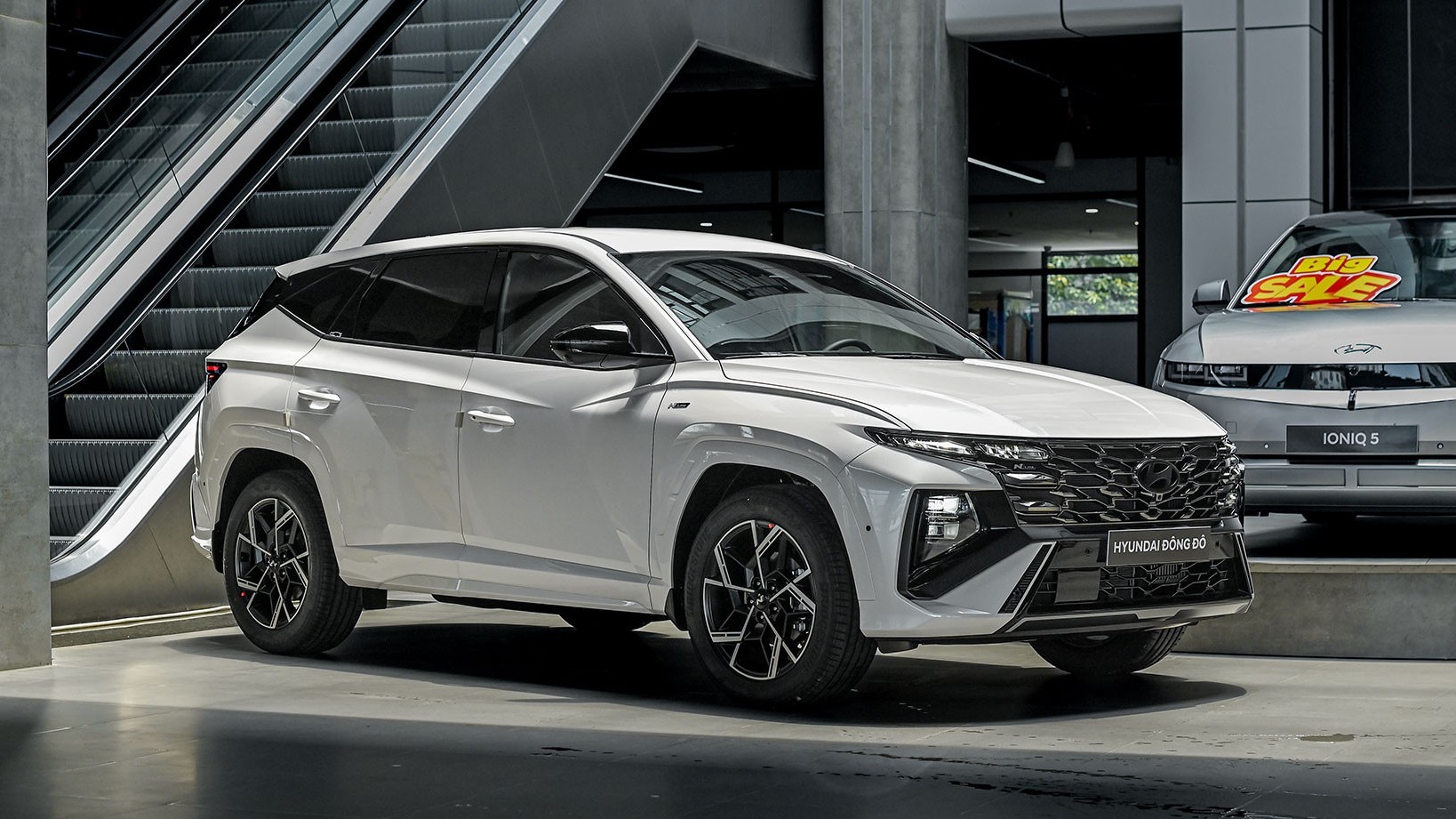 Chi tiết Hyundai Tucson N Line giá 989 triệu đồng