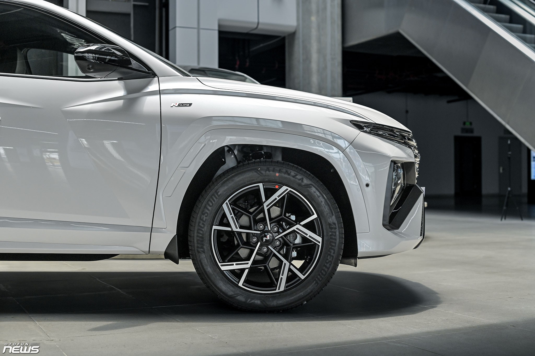 Chi tiết Hyundai Tucson N Line giá 989 triệu đồng