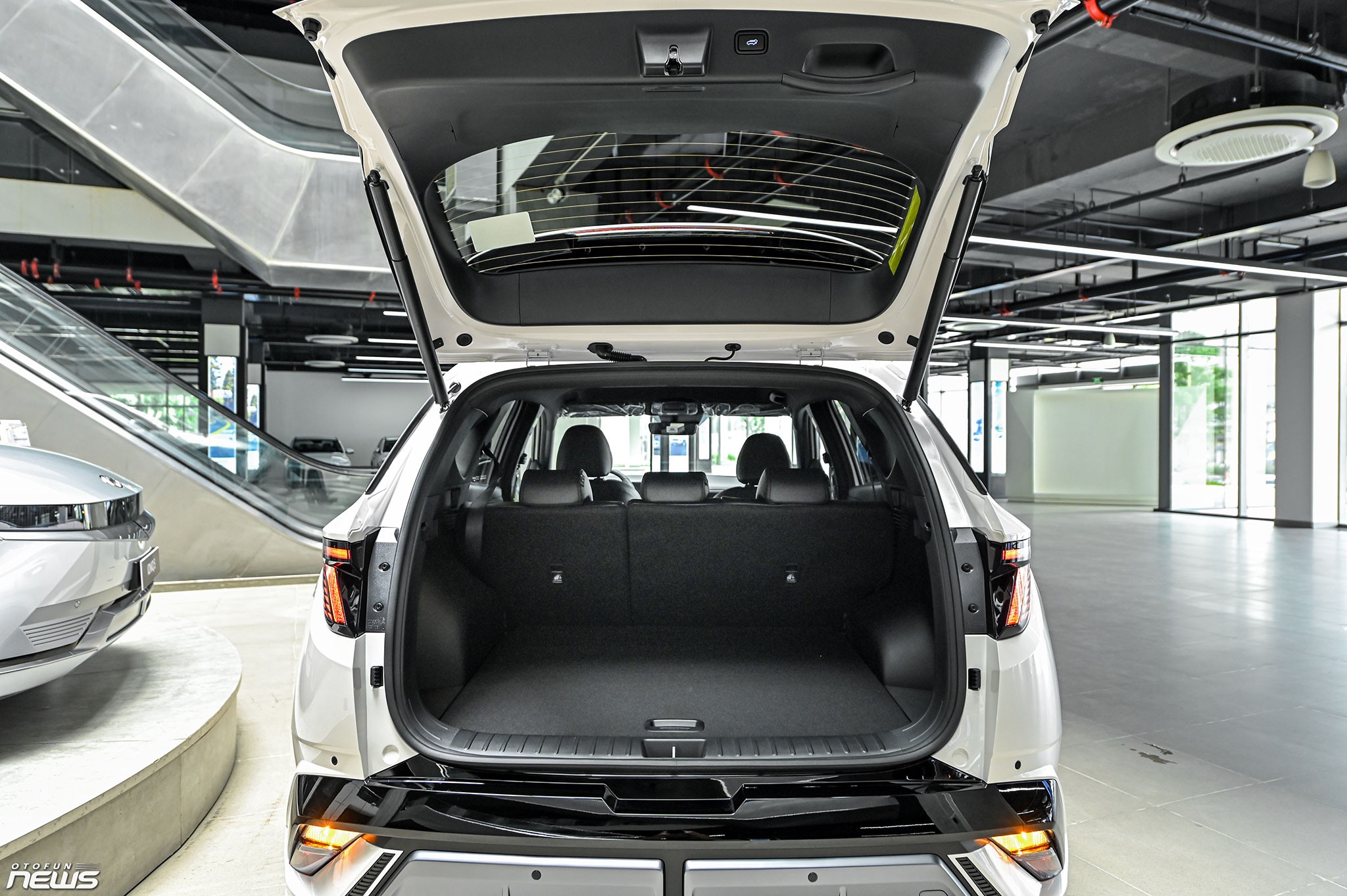 Chi tiết Hyundai Tucson N Line giá 989 triệu đồng