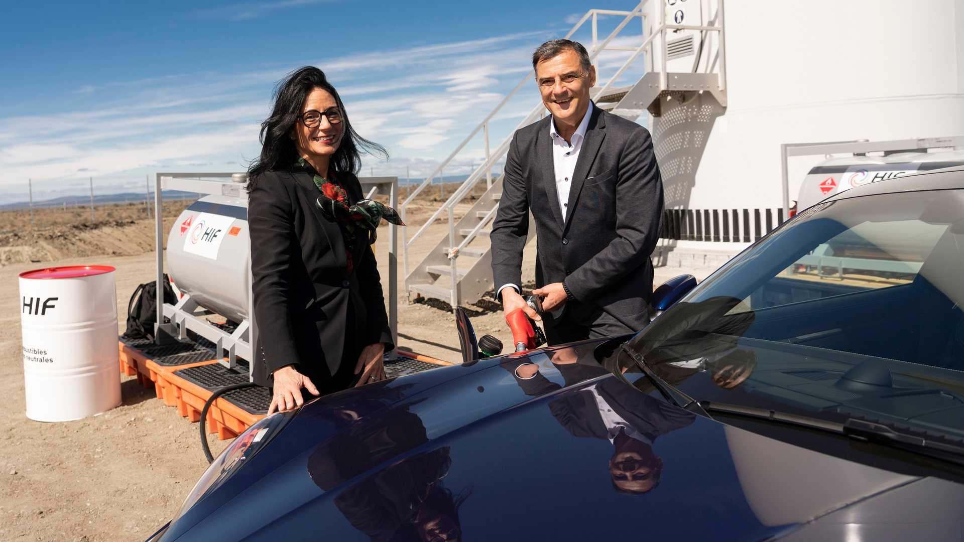 Giám đốc kỹ thuật Lamborghini: Nhiên liệu tổng hợp có thể là cứu tinh của động cơ đốt trong