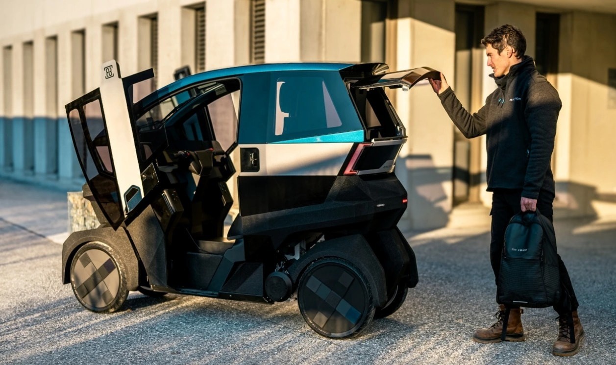 Đây là Aemotion - Mẫu xe điện tí hon vừa nghiêng được như xe máy vừa an toàn như ô tô