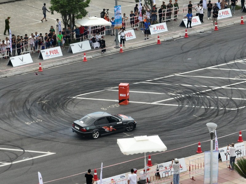 Nghẹt thở với Drift Show mãn nhãn tại Hạ Long