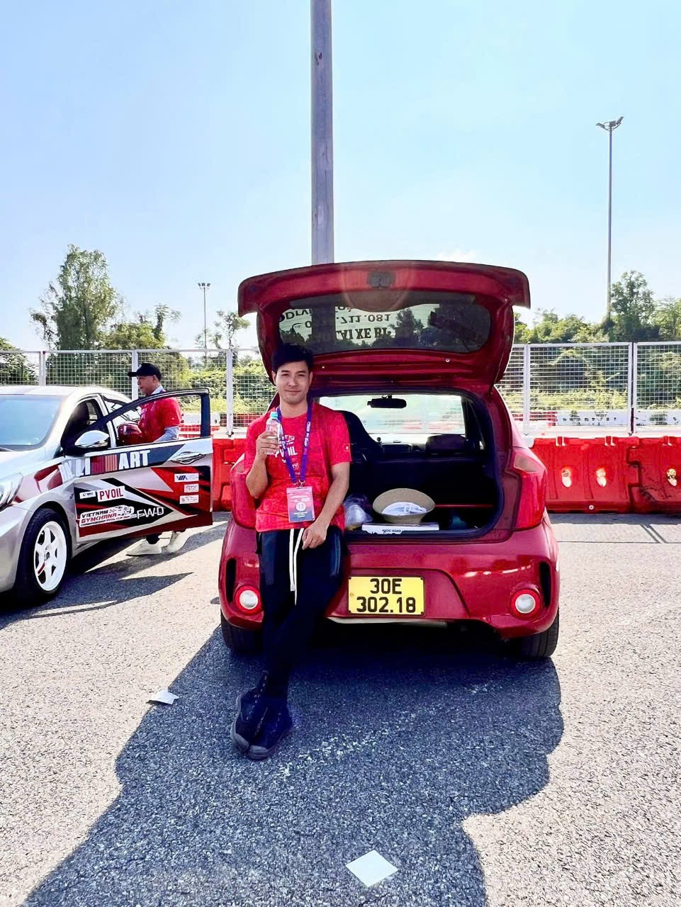 VĐV Nguyễn Văn Việt: Hành trình bền bỉ để chạm tới vạch đích Gymkhana VĐV Nguyễn Văn Việt: Hành trình bền bỉ để chạm tới vạch đích Gymkhana