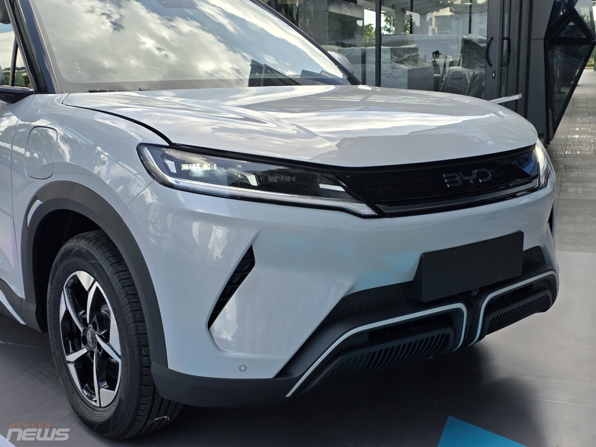 BYD Atto 2 ra mắt, SUV điện giá 669 triệu đồng
